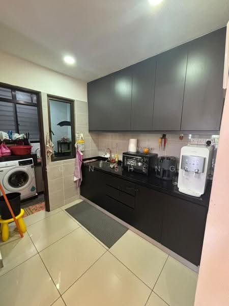 Condominium for Sale at Residensi Zamrud - Soon Sheng Law - Kitchen - PropertyGuru.com.my