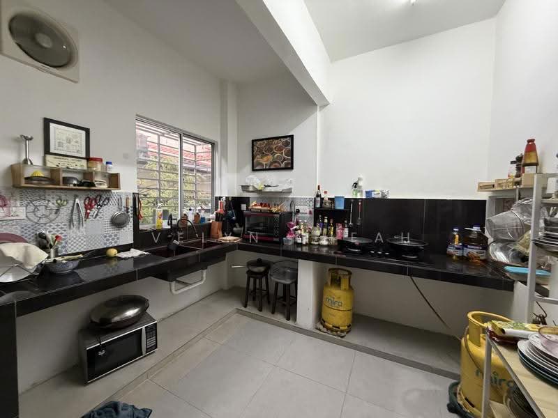 2.5-storey Terraced House for Sale in BANDAR PUCHONG JAYA (Puchong) - Evelyn Cheah - PropertyGuru.com.my