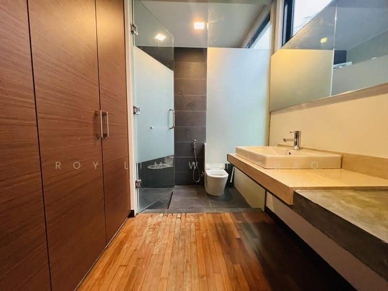 Bungalow House for Rent in Leisure Farm (Gelang Patah) - Roy Lim Wei Chao - Bathroom - PropertyGuru.com.my