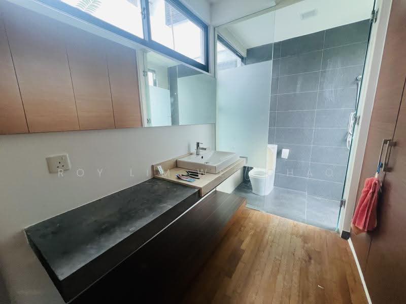 Bungalow House for Rent in Leisure Farm (Gelang Patah) - Roy Lim Wei Chao - Bathroom - PropertyGuru.com.my