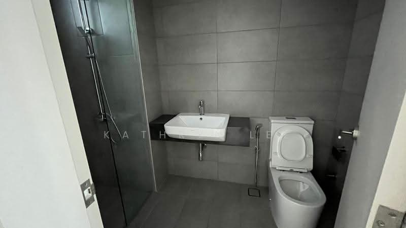 Condominium for Sale at Waterside Residence - Kathryn Lee - Bathroom - PropertyGuru.com.my