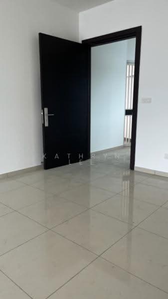 Condominium for Sale at Waterside Residence - Kathryn Lee - Interior - PropertyGuru.com.my