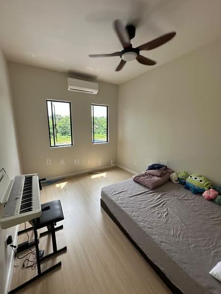 Rumah Bandar untuk Dijual di Taman Akasia (Semenyih) - Daniel Low - Bedroom - PropertyGuru.com.my