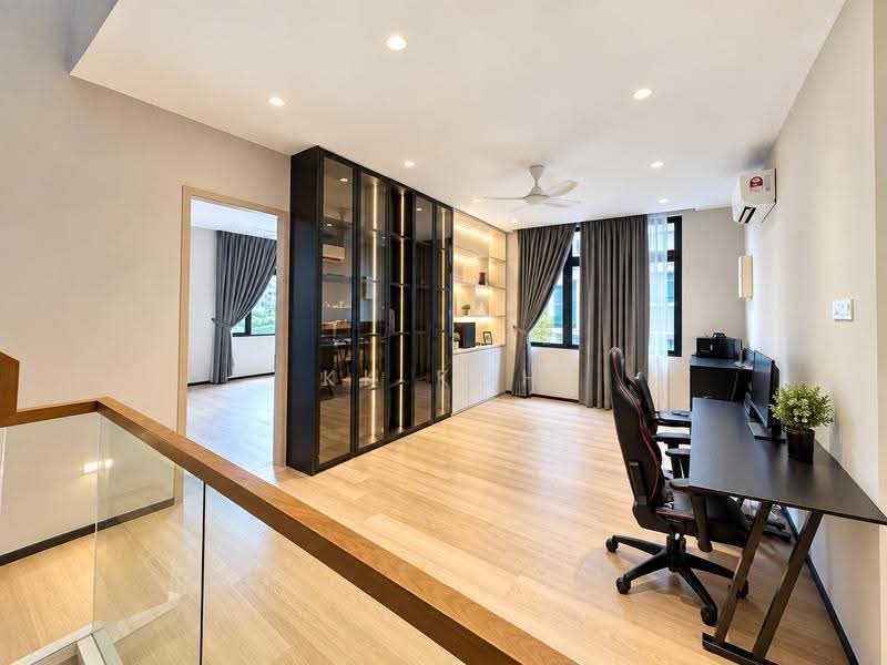 Semi-Detached House for Sale in Taman Nusa Sentral (Iskandar Puteri (Nusajaya)) - KK Koh - Study - PropertyGuru.com.my