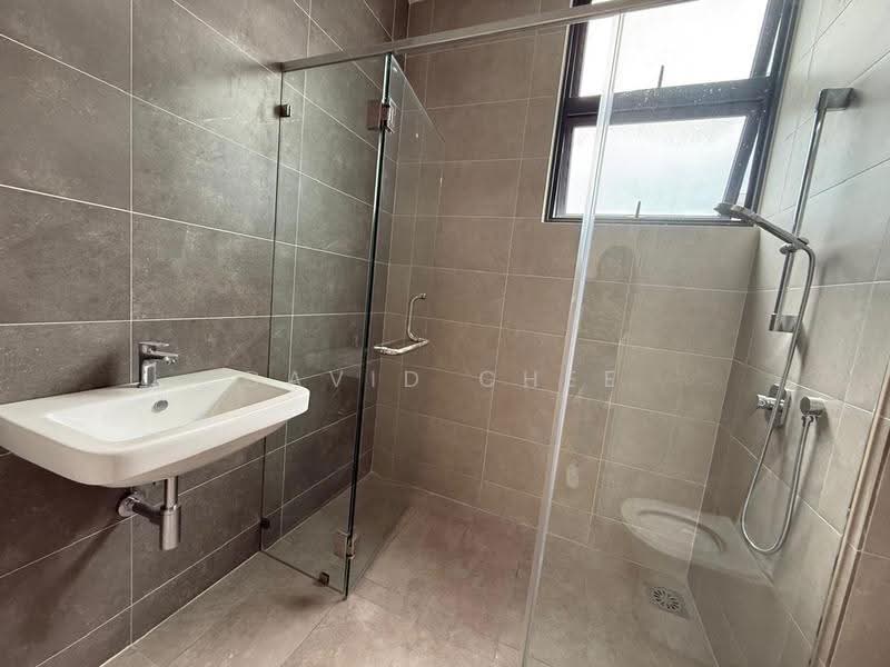 3-storey Terraced House for Sale in Taman Puchong Legenda (Puchong) - David Chee - Bathroom - PropertyGuru.com.my
