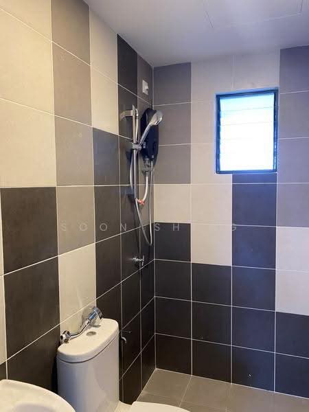 Service Residence for Sale at Residensi Mutiara Kajang 2 - Soon Sheng Law - Bathroom - PropertyGuru.com.my