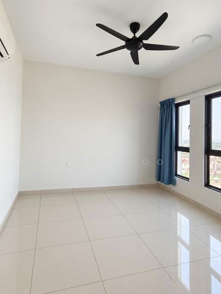 Kediaman Servis untuk Dijual di Ong Kim Wee Residence - Daric Goo - Interior - PropertyGuru.com.my