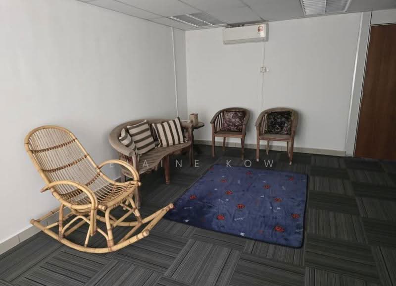 Office for Sale in Seksyen 3, Taman Kinrara (Puchong) - Elaine Kow - Living Room - PropertyGuru.com.my