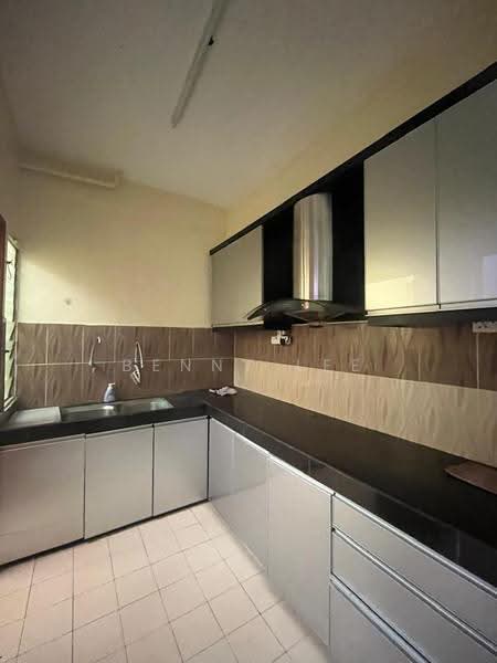 Pangsapuri untuk Disewa di Pangsapuri Damai Mewah B - Benny Lee - Kitchen - PropertyGuru.com.my