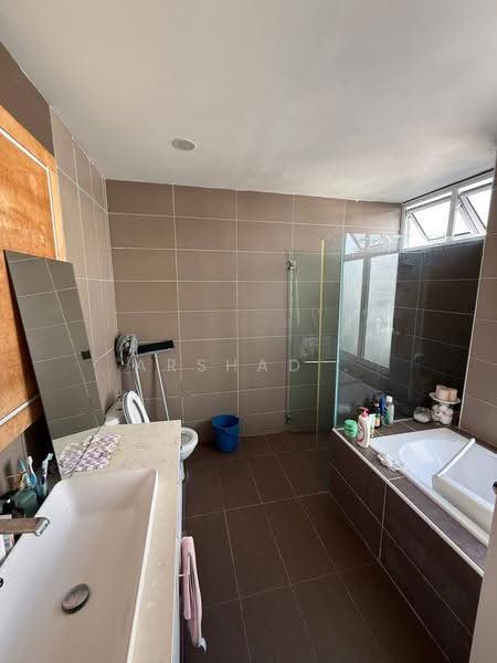 Cluster House for Sale in Taman Nusa Sentral (Iskandar Puteri (Nusajaya)) - Arshad . - Bathroom - PropertyGuru.com.my