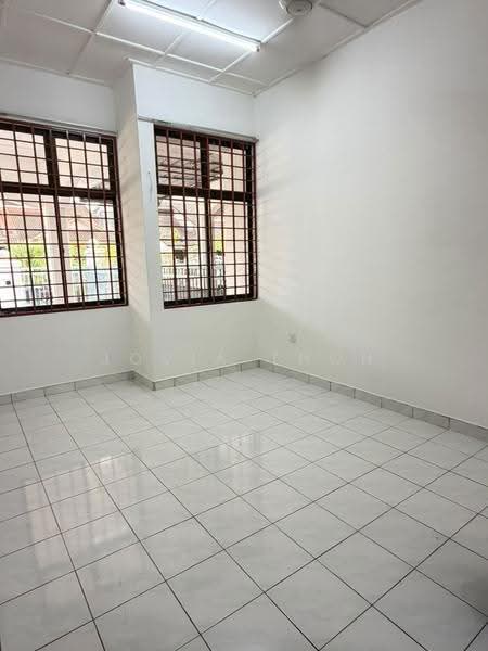 Rumah Teres 1.5-Tingkat untuk Disewa di Taman Perling (Perling) - Jovia Thoh - Interior - PropertyGuru.com.my