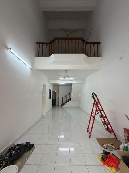 Rumah Teres 1.5-Tingkat untuk Disewa di Taman Perling (Perling) - Jovia Thoh - Living Room - PropertyGuru.com.my