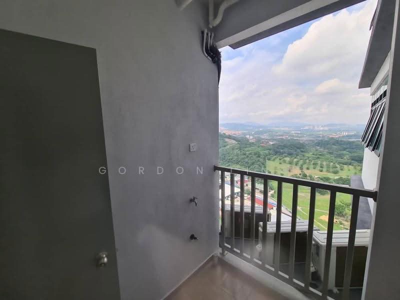 Kediaman Servis untuk Disewa di B11 Parkland Residence - Gordon Ling - Balcony - PropertyGuru.com.my