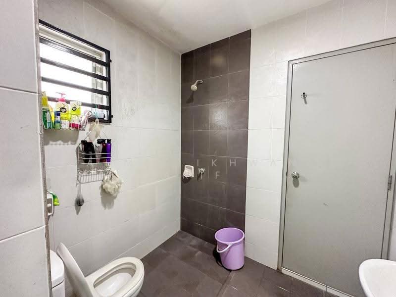 Rumah Teres 2-Tingkat untuk Dijual di Nilai (Negeri Sembilan) - Ahmad Ikhwan Arif - Bathroom - PropertyGuru.com.my