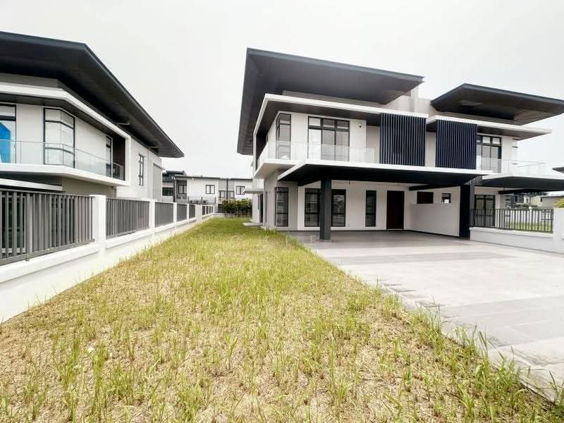 Semi-Detached House for Rent in Bandar Seri Coalfields (Sungai Buloh) - Chee Hin - Exterior - PropertyGuru.com.my