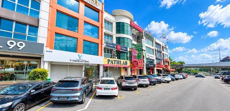 Shop for Rent in Bandar Puteri Puchong (Puchong) - Esther Tan - Exterior - PropertyGuru.com.my