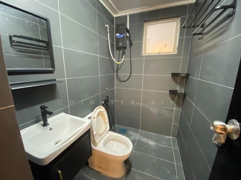 Kondominium untuk Disewa di D'aman Crimson - Chin Yee Xin - Bathroom - PropertyGuru.com.my