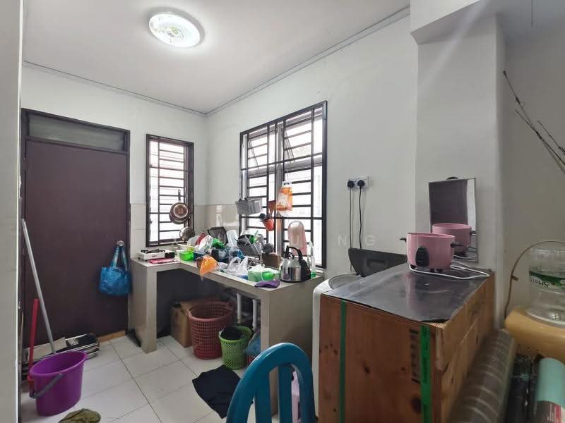 2-storey Terraced House for Sale in Nusantara Prima (Gelang Patah) - Xiuxiu Ng - Kitchen - PropertyGuru.com.my