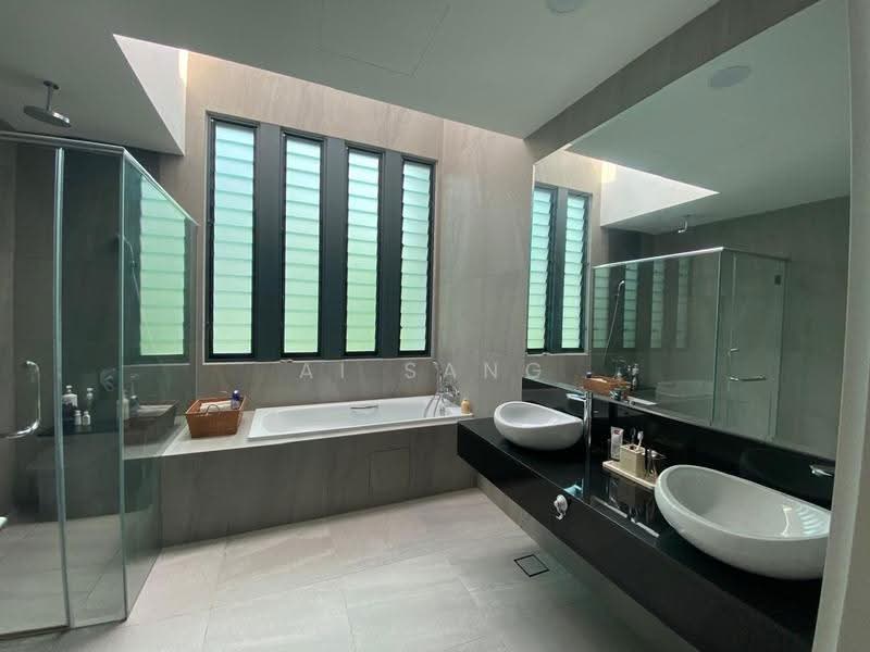 Rumah Berkembar untuk Dijual di Cyberjaya (Selangor) - Ai Sang Koh - Bathroom - PropertyGuru.com.my