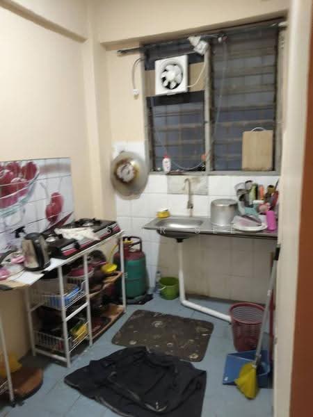 Apartment for Sale at Vista Lavender - Jasper See - Kitchen - PropertyGuru.com.my