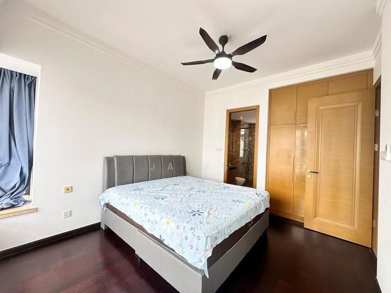 Kondominium untuk Dijual di R&F Princess Cove Phase 1 - James Bong - Bedroom - PropertyGuru.com.my