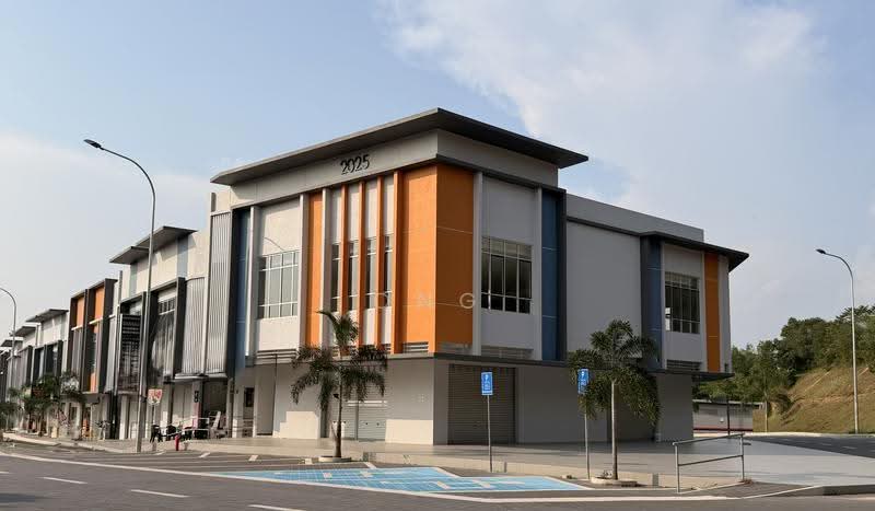 Shop / Office for Rent in Bayu Biz, Bayu Sutera, Merchant Square, Eka Height (Bandar Sri Sendayan) - Ong Jia Hui - Exterior - PropertyGuru.com.my