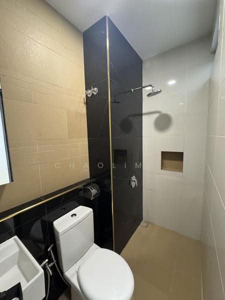 2-storey Terraced House for Sale in Bandar Kinrara Seksyen 8 (Bandar Kinrara) - ChaoLim . - Bathroom - PropertyGuru.com.my