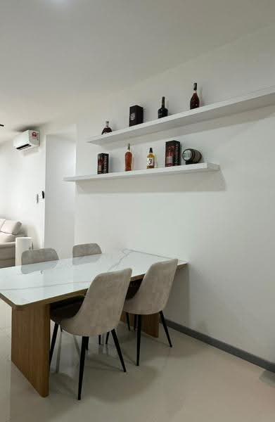Kondominium untuk Disewa di United Point (Residensi Berpadu) - Kennis Tan - Dining Room - PropertyGuru.com.my