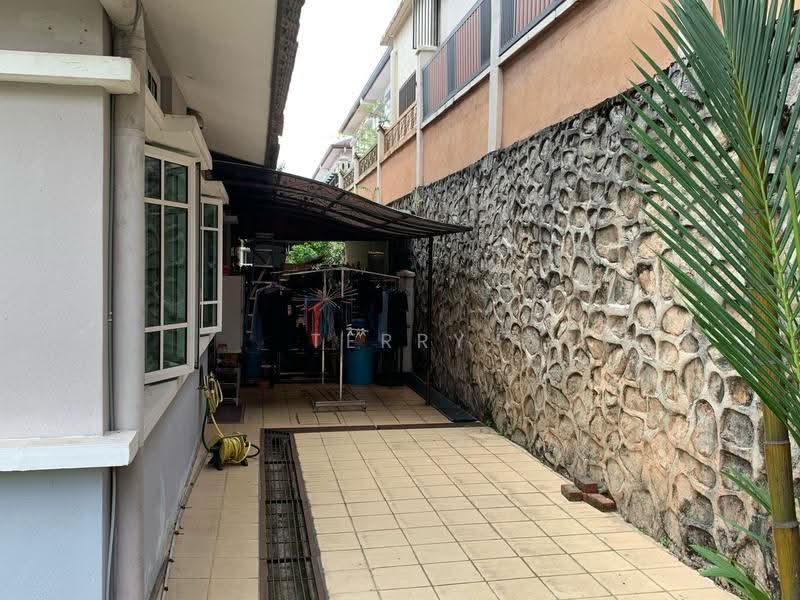 Semi-Detached House for Sale in Taman Alam Putra (Seri Kembangan) - Terry Chen - PropertyGuru.com.my