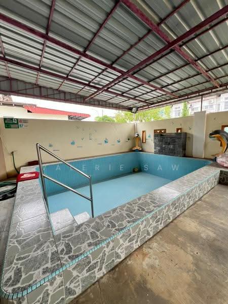 Rumah Teres 2-Tingkat untuk Dijual di Bukit Indah (Iskandar Puteri (Nusajaya)) - Valerie Saw - Pool - PropertyGuru.com.my