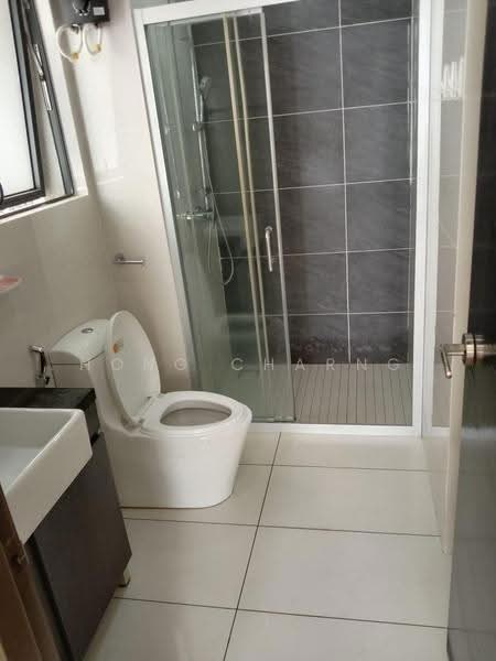 Kondominium untuk Disewa di Bay Point @ Country Garden Danga Bay - Hong Charng Lee - Bathroom - PropertyGuru.com.my