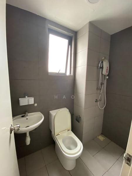 Kondominium untuk Disewa di Casa Green - Hao Lee - Bathroom - PropertyGuru.com.my