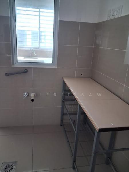 Rumah Teres 2-Tingkat untuk Disewa di Masai (Johor) - Valerie Saw - Kitchen - PropertyGuru.com.my