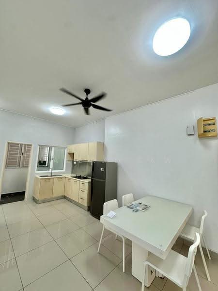 Pangsapuri untuk Disewa di Horizon Residence (Dwi Mutiara) - Valerie Saw - Kitchen - PropertyGuru.com.my
