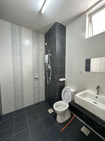 Pangsapuri untuk Disewa di Horizon Residence (Dwi Mutiara) - Valerie Saw - Bathroom - PropertyGuru.com.my