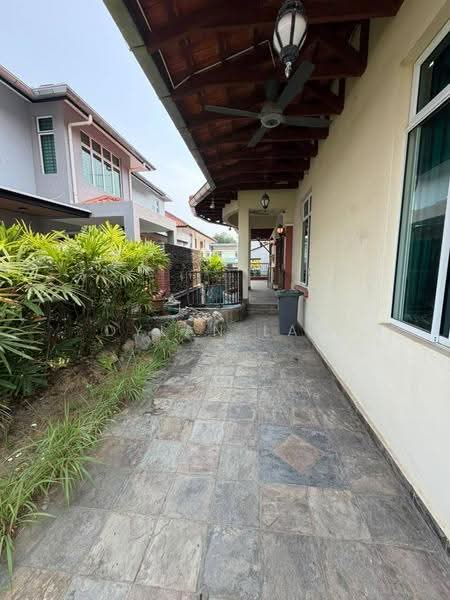 Rumah Berkembar untuk Dijual di Taman Perling (Perling) - Dylan Law - Exterior - PropertyGuru.com.my