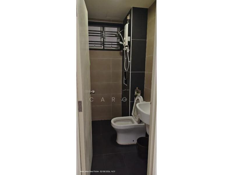 Kediaman Servis untuk Dijual di D'Putra Suites - Carol Tan - Bathroom - PropertyGuru.com.my