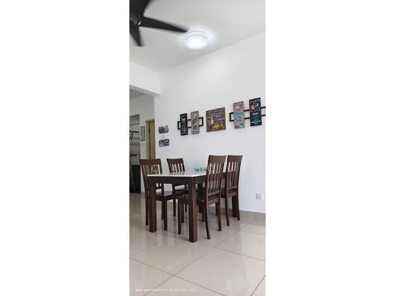 Kediaman Servis untuk Dijual di D'Putra Suites - Carol Tan - Dining Room - PropertyGuru.com.my