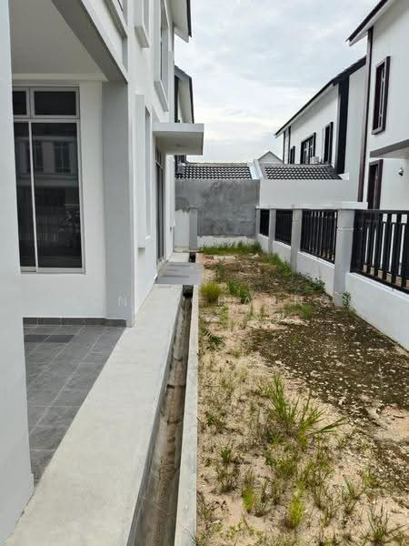 Cluster House for Rent in Johor Bahru (Johor) - Hong Charng Lee - Exterior - PropertyGuru.com.my