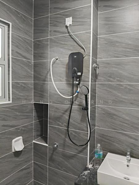 Cluster House for Rent in Johor Bahru (Johor) - Hong Charng Lee - Bathroom - PropertyGuru.com.my
