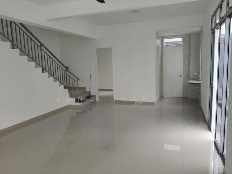 Cluster House for Rent in Johor Bahru (Johor) - Hong Charng Lee - Interior - PropertyGuru.com.my