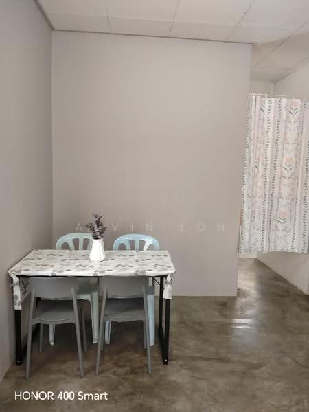 Rumah Teres untuk Disewa di Garden Avenue (Seremban 2) - Alvin Loh - Dining Room - PropertyGuru.com.my