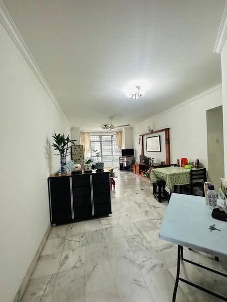Kondominium untuk Dijual di Endah Regal Condominium - FARAH HANIM BINTI AD SUHADAK SUHADAK - Living Room - PropertyGuru.com.my