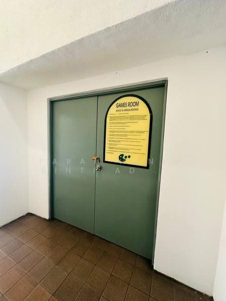 Kondominium untuk Dijual di Endah Regal Condominium - FARAH HANIM BINTI AD SUHADAK SUHADAK - Corridor - PropertyGuru.com.my