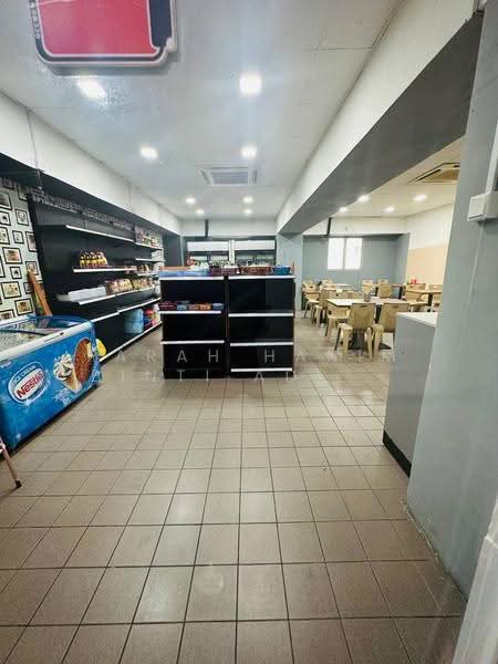 Kondominium untuk Dijual di Endah Regal Condominium - FARAH HANIM BINTI AD SUHADAK SUHADAK - Interior - PropertyGuru.com.my