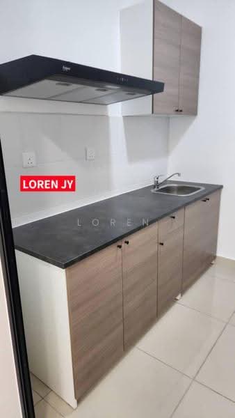 Townhouse for Rent in Bandar Cassia (Batu Kawan) - Loren Jia Ying - Kitchen - PropertyGuru.com.my