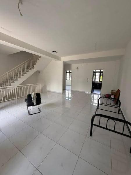 Rumah Teres 2.5-Tingkat untuk Dijual di Eco Botanic (Iskandar Puteri (Nusajaya)) - Kinki Teow - Living Room - PropertyGuru.com.my