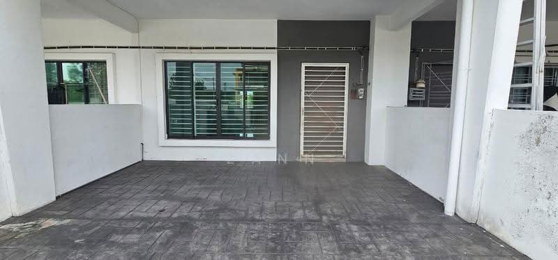 Terraced House for Rent in Rawang (Selangor) - Zann Fauzan - Exterior - PropertyGuru.com.my