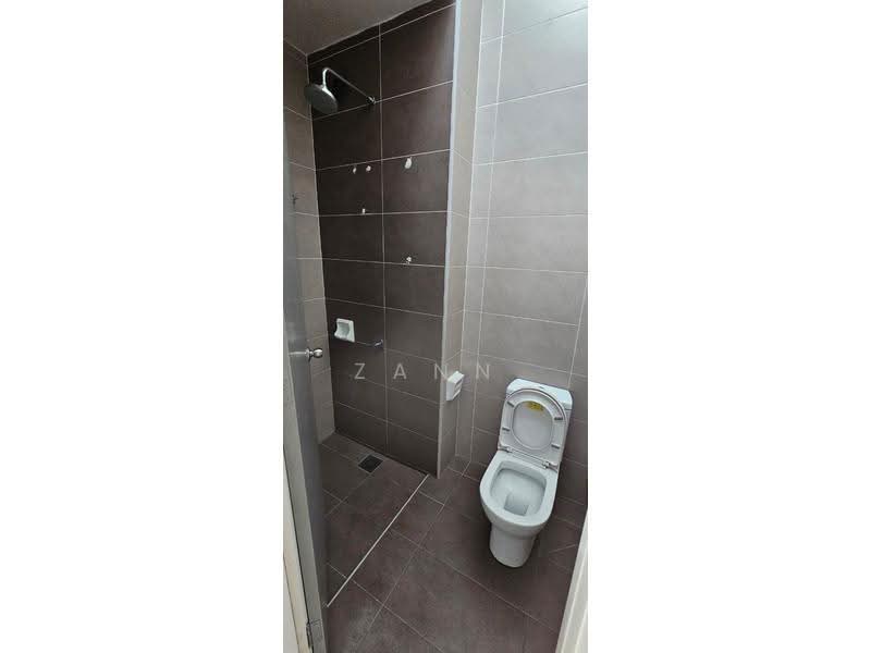 Terraced House for Rent in Rawang (Selangor) - Zann Fauzan - Bathroom - PropertyGuru.com.my