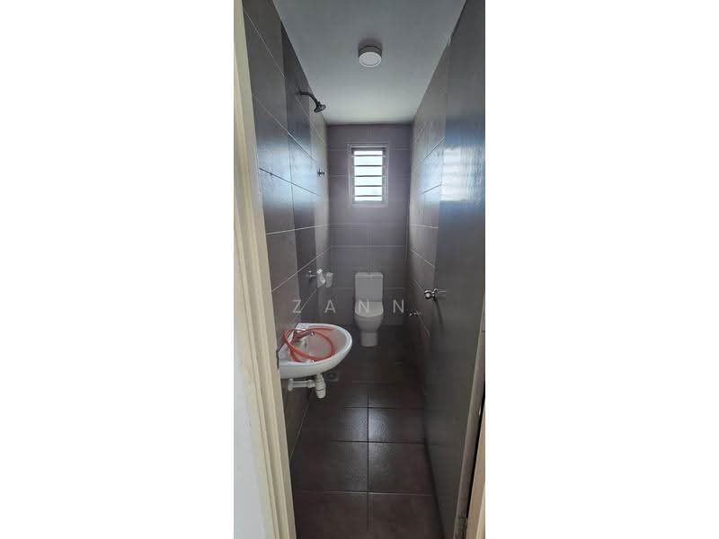 Terraced House for Rent in Rawang (Selangor) - Zann Fauzan - Bathroom - PropertyGuru.com.my